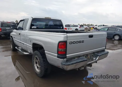 2001 Dodge Ram 2500 St z USA, uszkodzony, nr VIN 1B7KC23681J582498